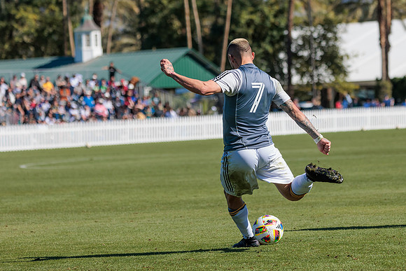 021124_LA_GALAXY_MO_0132