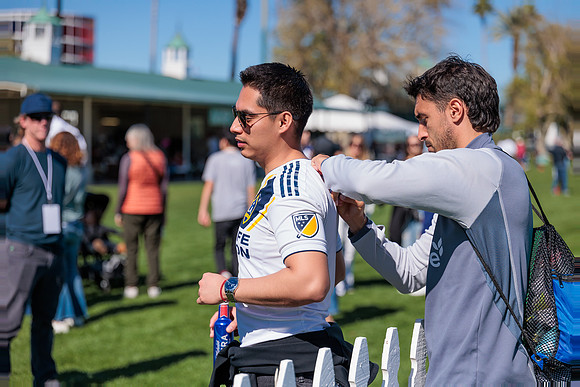 021124_LA_GALAXY_MO_0041