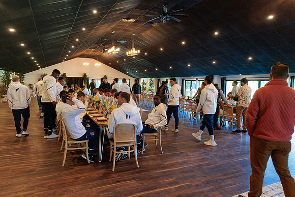 021024_LA_GALAXY_MO_0121