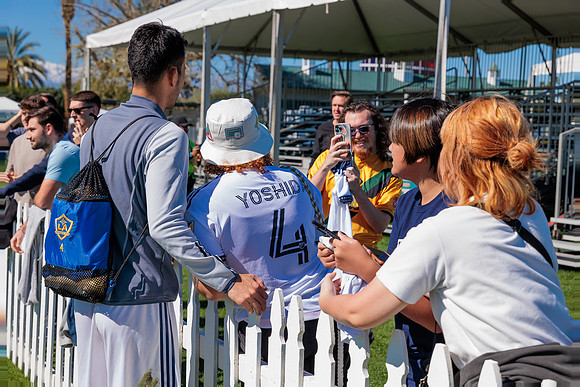 021124_LA_GALAXY_MO_0094