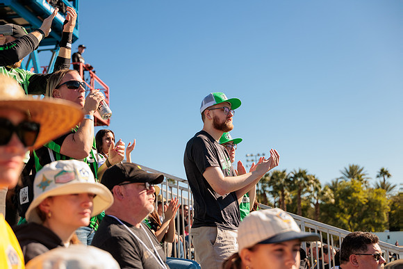 021124_LA_GALAXY_MO_0028