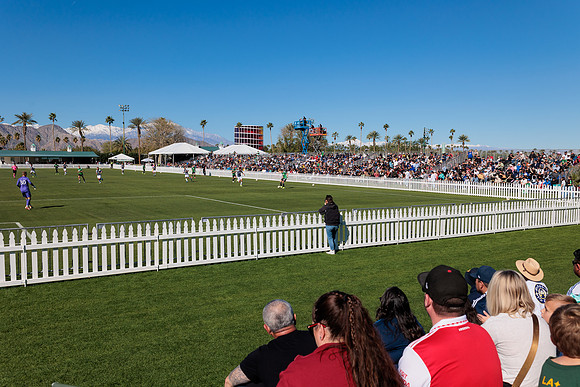 021124_LA_GALAXY_MO_0035