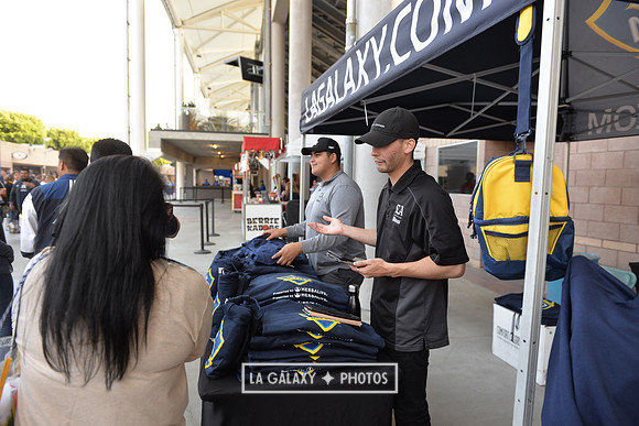060219_LAGalaxy_vs_NERevolution_SC0208