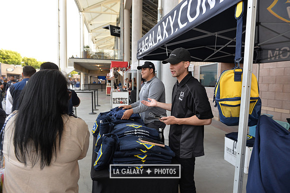 060219_LAGalaxy_vs_NERevolution_SC0209