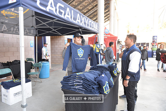 060219_LAGalaxy_vs_NERevolution_SC0194