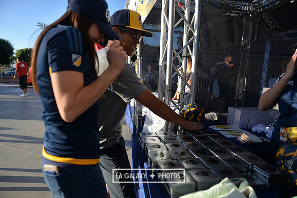 10202019_GalaxyViewingParty_SC_0210