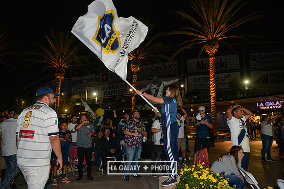 10202019_GalaxyViewingParty_SC_0310