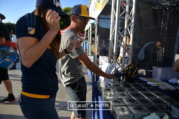 10202019_GalaxyViewingParty_SC_0208