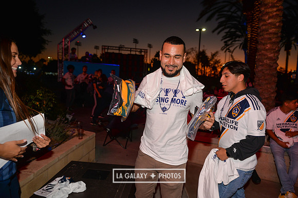 10202019_GalaxyViewingParty_SC_0275
