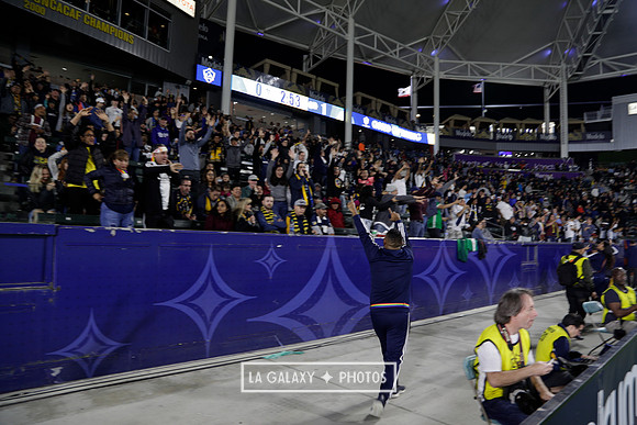 060219_LAGalaxyvsRevolution_GA_0321