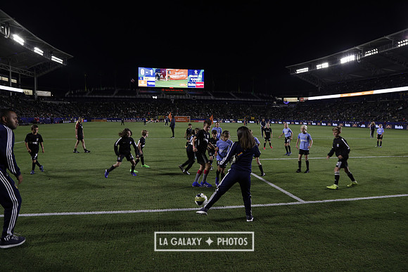 060219_LAGalaxyvsRevolution_GA_0247