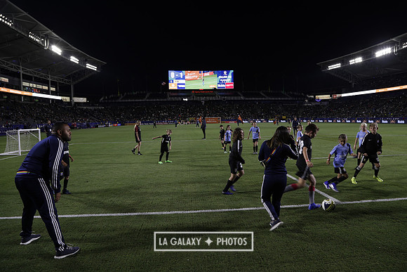 060219_LAGalaxyvsRevolution_GA_0265