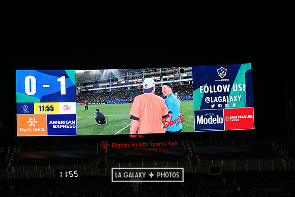 060219_LAGalaxyvsRevolution_GA_0444