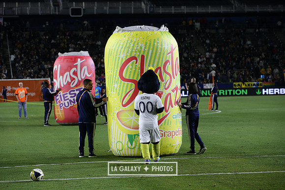 060219_LAGalaxyvsRevolution_GA_0356