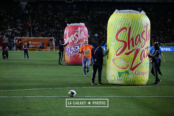060219_LAGalaxyvsRevolution_GA_0395