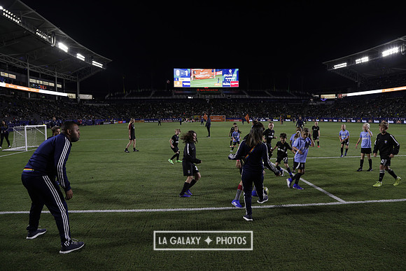 060219_LAGalaxyvsRevolution_GA_0257