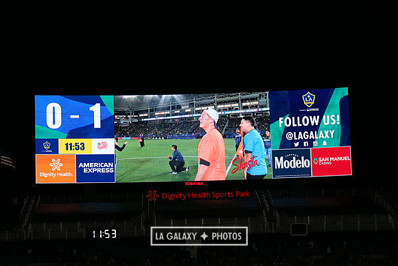 060219_LAGalaxyvsRevolution_GA_0460