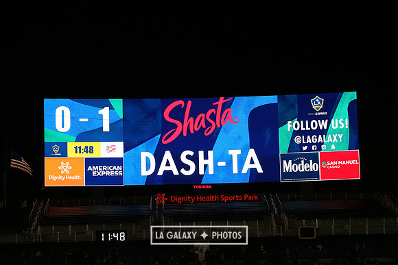 060219_LAGalaxyvsRevolution_GA_0496