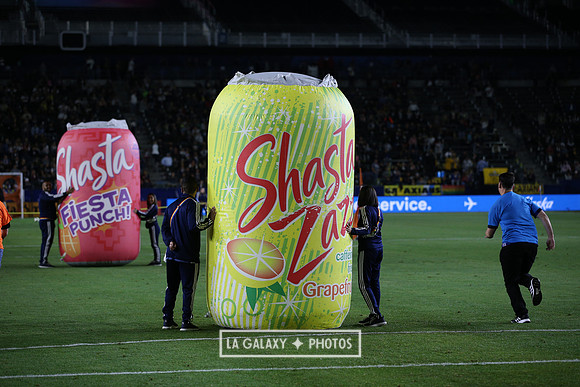 060219_LAGalaxyvsRevolution_GA_0420