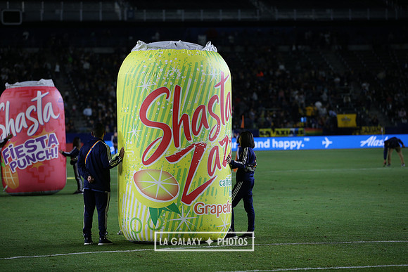 060219_LAGalaxyvsRevolution_GA_0431