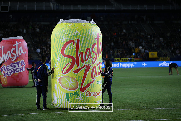 060219_LAGalaxyvsRevolution_GA_0432