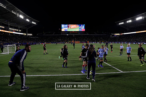 060219_LAGalaxyvsRevolution_GA_0254