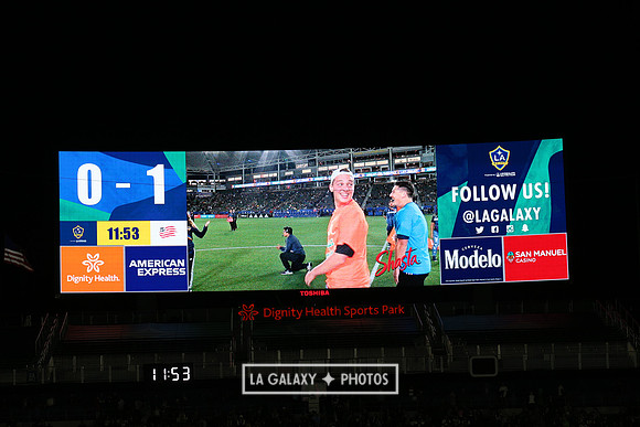 060219_LAGalaxyvsRevolution_GA_0462