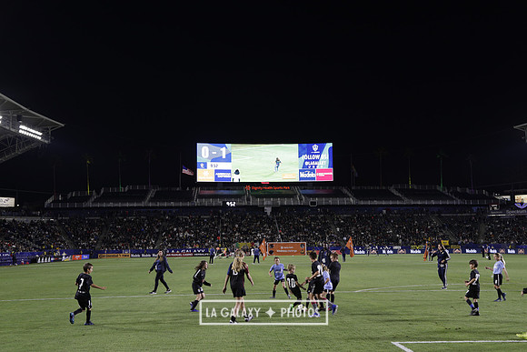 060219_LAGalaxyvsRevolution_GA_0235