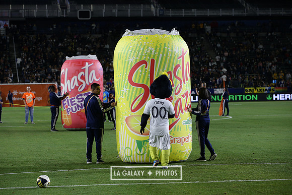 060219_LAGalaxyvsRevolution_GA_0359