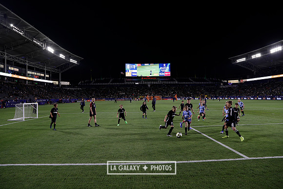 060219_LAGalaxyvsRevolution_GA_0240