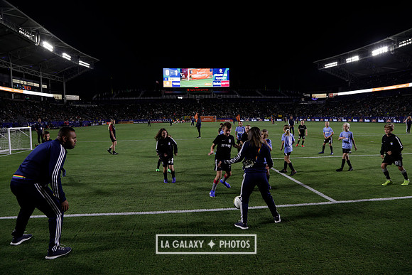 060219_LAGalaxyvsRevolution_GA_0251