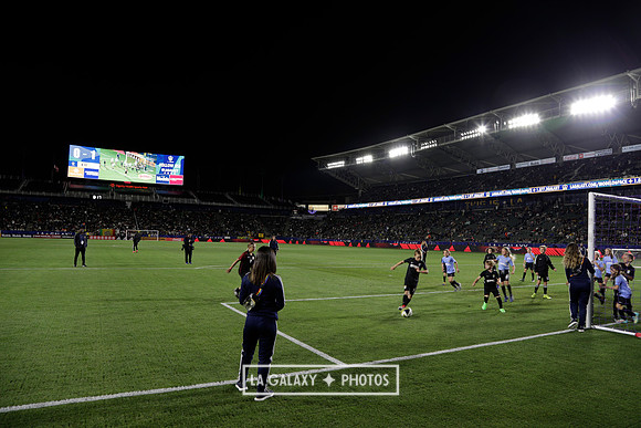 060219_LAGalaxyvsRevolution_GA_0293