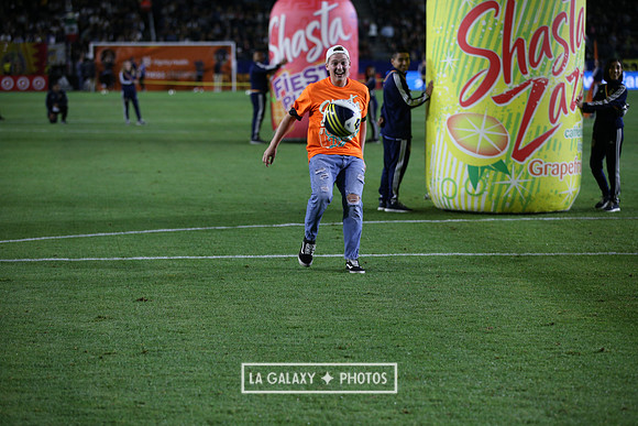 060219_LAGalaxyvsRevolution_GA_0417