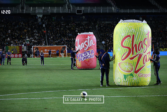 060219_LAGalaxyvsRevolution_GA_0393