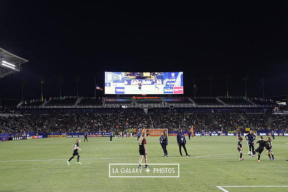 060219_LAGalaxyvsRevolution_GA_0219