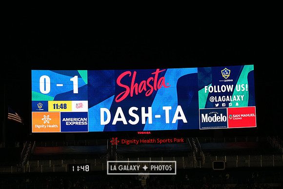 060219_LAGalaxyvsRevolution_GA_0494