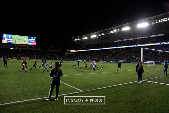060219_LAGalaxyvsRevolution_GA_0309