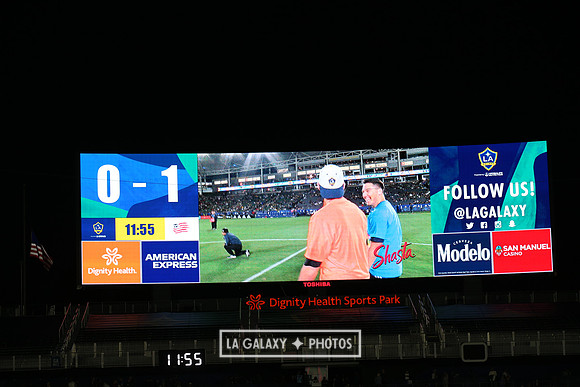 060219_LAGalaxyvsRevolution_GA_0438