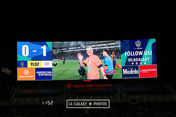 060219_LAGalaxyvsRevolution_GA_0468