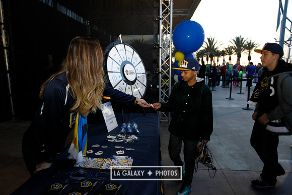 03042018_LAGalaxy_GA_1976