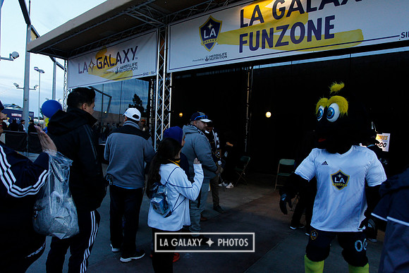 03042018_LAGalaxy_GA_1966
