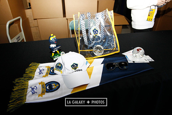 03042018_LAGalaxy_GA_1983
