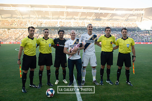 071919_LA_Galaxy_vs_LAFC_SC_2335