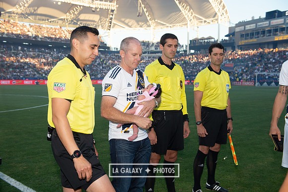 071919_LA_Galaxy_vs_LAFC_SC_2327