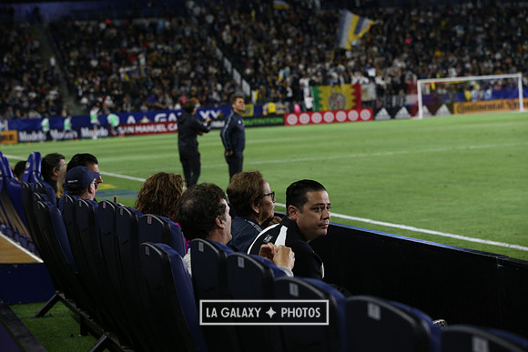 060219_LAGalaxyvsRevolution_GA_1114