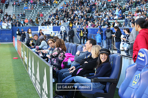 060219_LAGalaxyvsRevolution_GA_1094