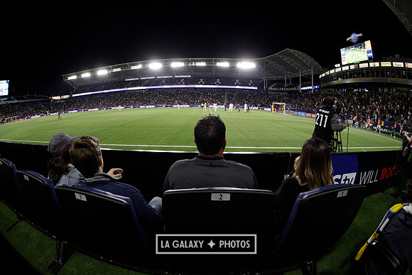 060219_LAGalaxyvsRevolution_GA_0980
