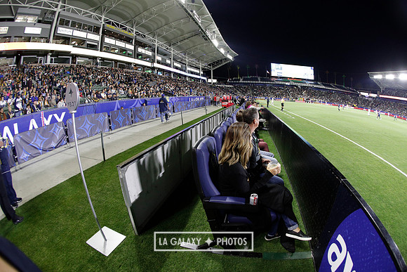 060219_LAGalaxyvsRevolution_GA_1004