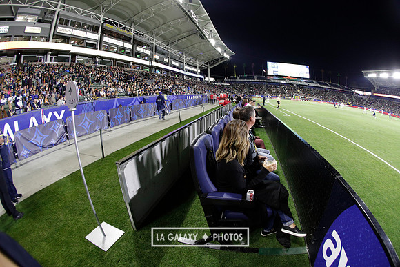 060219_LAGalaxyvsRevolution_GA_1003