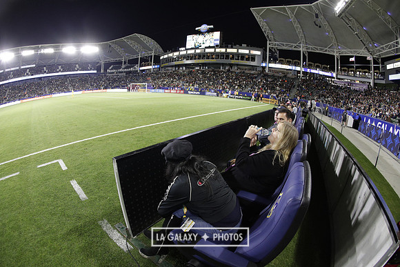 060219_LAGalaxyvsRevolution_GA_0902